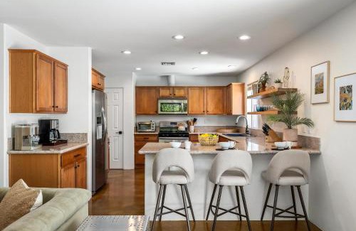 Little Tuscany House | Only Inn Palm Springs by ACME House Company