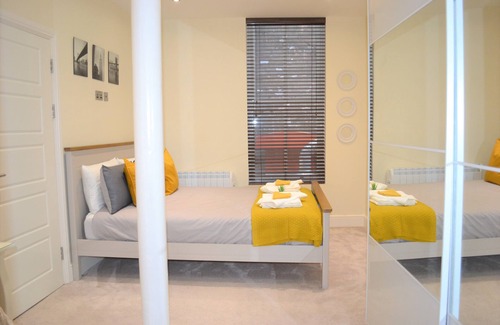 Nottingham City Centre Hotel | OnPoint Apartments - Deluxe Apartment City Centre Ideal Location!