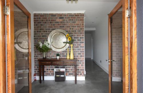 Eikenbosch House | OnQ Accommodation