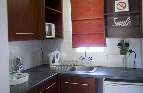 Rustenburg House | Ons Dorpshuis Guest House