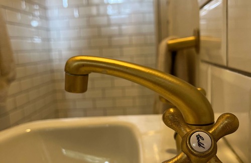 Prince Albert House | Onse Rus Guest House