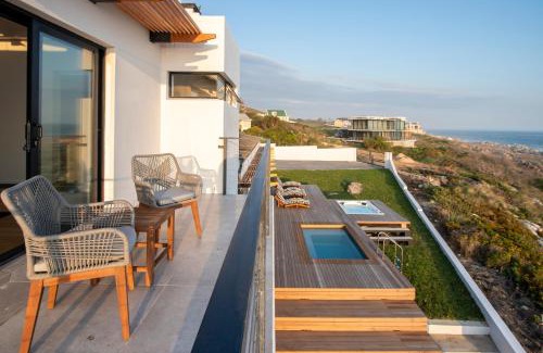 Betty's Bay Bed & Breakfast | OnTheRocksBB Solar Powered Guesthouse and Ocean Lodge