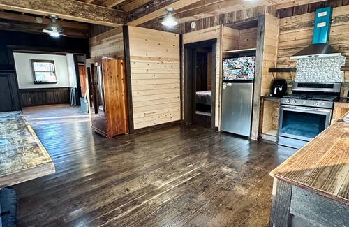 Pickens Cabin | Oolenoy River Retreat - 2+ acres less than 5 miles from Table Rock State Park