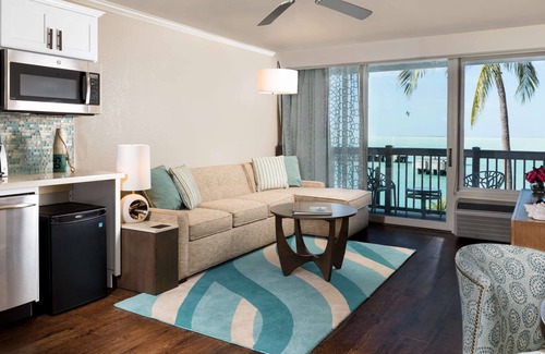 Old Town Hotel | Opal Key Resort & Marina, Key West