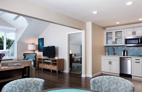 Old Town Hotel | Opal Key Resort & Marina, Key West