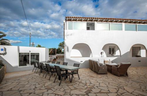El Albir Apartment | Open and large 1 bed apartment