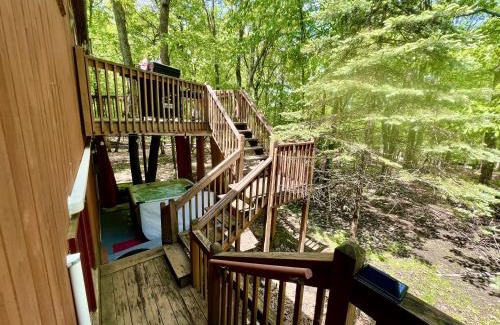 East Stroudsburg House | Open Concept-HotTub-Sauna-Billiard-Poker home