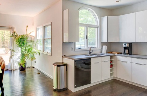 Southampton House | Open Floor Plan, Private Tennis Court, Close to Ocean Beaches and.
