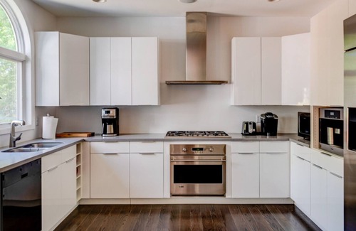 Southampton House | Open Floor Plan, Private Tennis Court, Close to Ocean Beaches and.