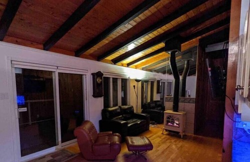 Cheneville Ski Chalet | Open for Holidays! Waterfront cottage CITQ369052
