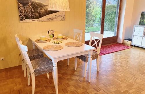 Oberaudorf Apartment | Open Garden Mountain Lodge