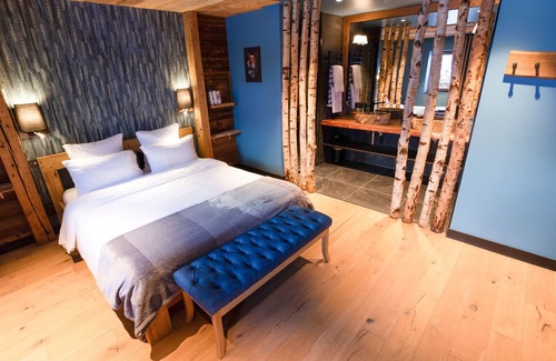 Le Petit-Bornand-les-Glieres Bed & Breakfast | Open Living Hôtel & Spa - Chalet Avec Jacuzzi, Sauna, Hammam, Billard