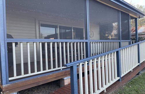 Patonga House | Open Plan Coastal Beauty in Patonga Beach - pet friendly