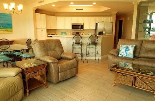 Orange Beach Condo | OPEN SEP 26-OCT 2,WATER SLIDE,POOL,LAZY RIVER,FREE BOAT SLIPnnnnnnnnnn