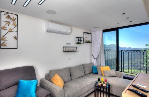Safed Old City House | Open Skys