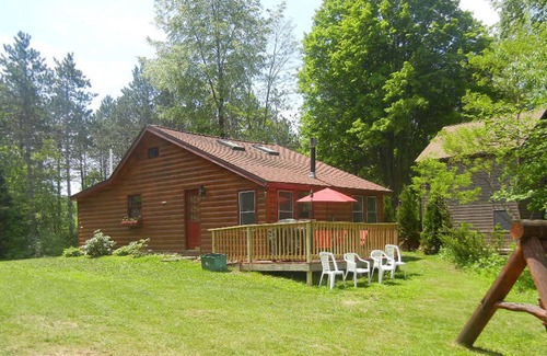 Gloversville Cottage | OPEN WEEKS JULY 16- JULY 23 JULY 23-JULY 30