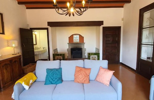 Vilassar de Mar Villa | Opening Doors Can Gregori