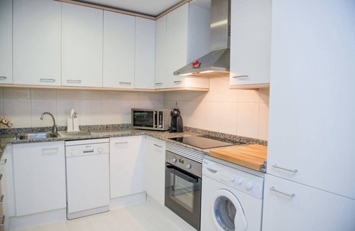 Poblenou Apartment | Opening Doors Poblenou flat with terrace and pool