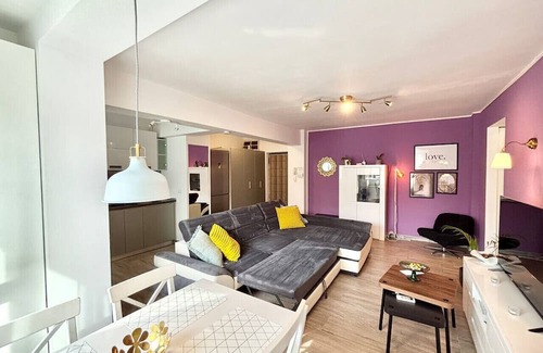 Old City Apartment | Opera Lavendel. 2 Large rooms Center King-size bed