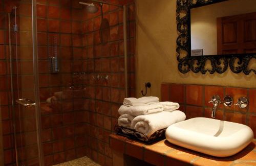 Erasmuskloof House | Opikopi Guest House