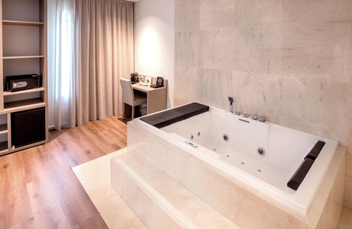 Maia Hotel | Oporto Airport & Business Hotel