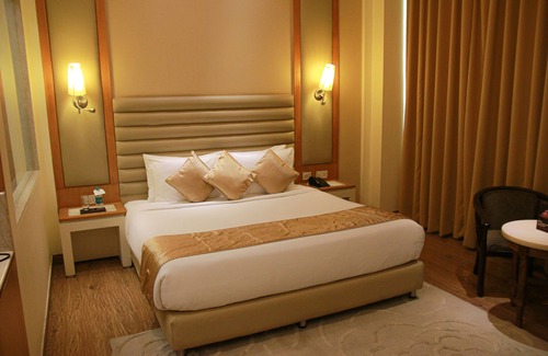 Sat Bari Hotel | Opulent By Udman Hotels and Resorts