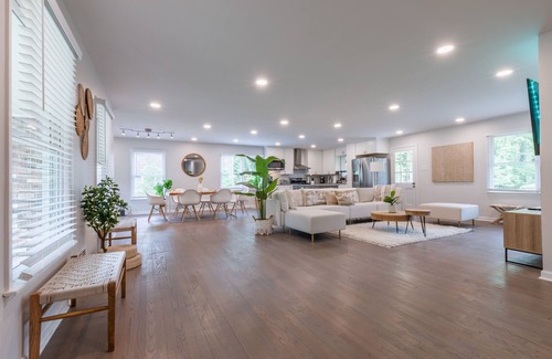 Southwestern House | Opuluxe Boho Paradise Home: Unit #1 w/Private Entrance