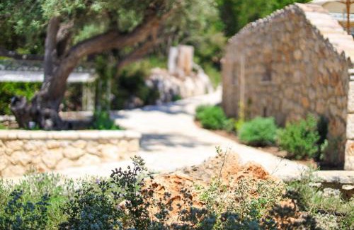 Agios Nikitas Villa | ORAMA : Sea to Sky Villas