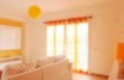 Caucana-finaiti-casuzze-finaiti Nord Apartment | Orange apartment at Cocorito Apartments