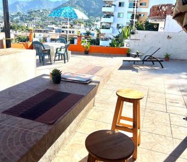Colonia 5 de Diciembre Apartment | Orange Butterfly