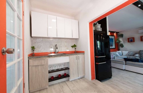 Nassau Cottage | Orange Cottage at North Winds