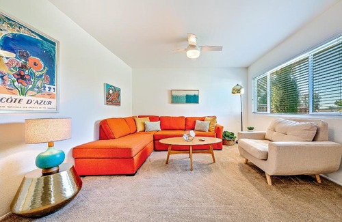 Encinitas House | Orange Door Oasis
