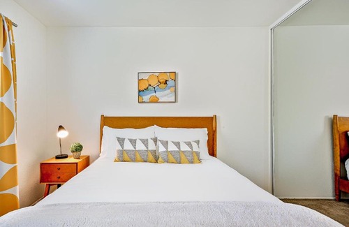 Encinitas House | Orange Door Oasis