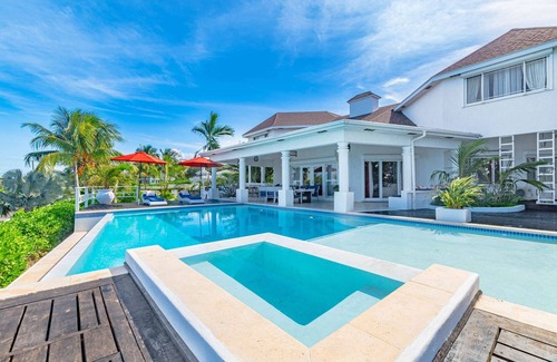 Nassau House | Orange Hill Beach House , private Pool