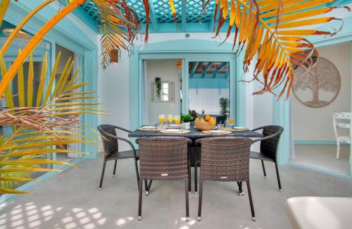 Corralejo Villa | Orange Light with private pool