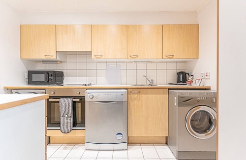 Baltic Triangle Apartment | Orange Rentals - Stunning Penthouse Near The Albert Dock with Balcony & Parking