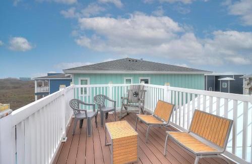 Safe Harbor House | Orange Seahorse House KD682