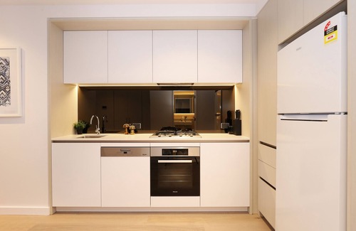 Docklands Apartment | Orange Stay At Melbourne Quarter