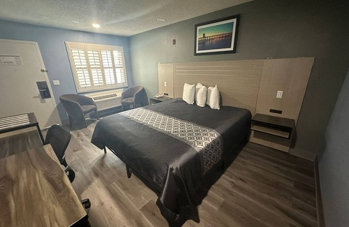 Orange Hotel | Orange Tustin Inn
