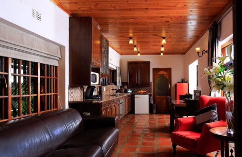 Kylemore House | Orange Ville Guesthouse
