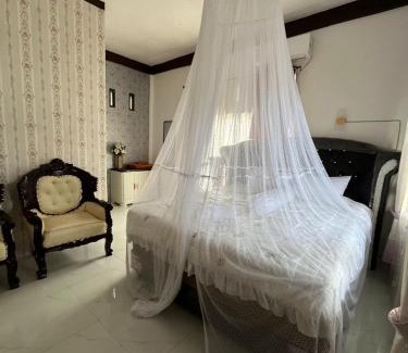 Bukit Lawang Hotel | Orangutan Inn - Trekking & Transport Only Book With Us
