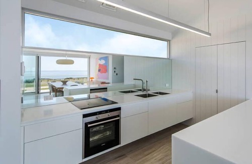 Aldinga Beach House | Oranjehuis - Modern Beachside Luxury