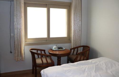 Downtown Hotel | Orasung Motel