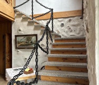 Saarde House | Oraveski talu
