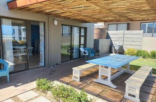 Melkbosstrand Apartment | Orca View Melkbosstrand