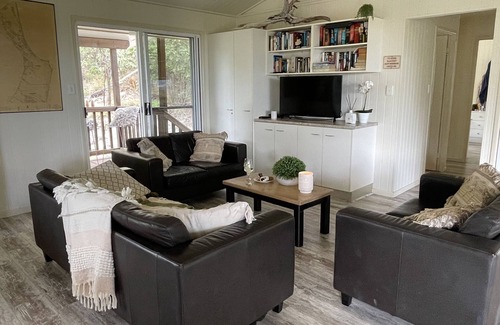 Orchid Beach House | Orchid House at Orchid Beach on Fraser Island
