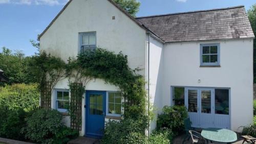 Llangennith House | Orchard Cottage, Landimore