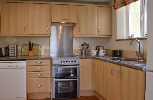 Westleigh House | Orchard Cottage - Ukc4300