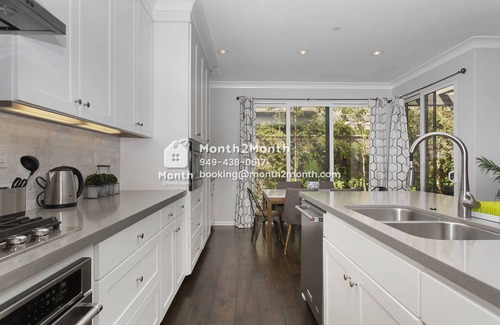 Orchard Hills House | Orchard Hills Coral on Rodeo #7110