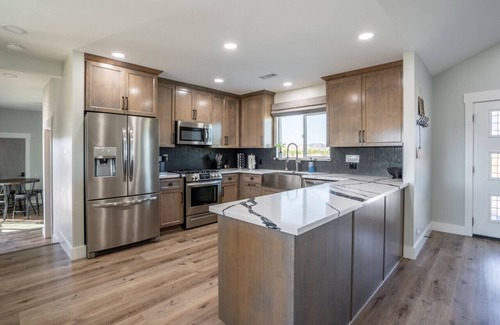 Paso Robles House | Orchard House - Country setting for a get away gathering!